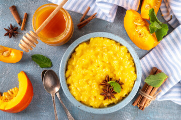 Autumn comfort breakfast food, pumpkin porridge