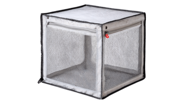 A foldable mesh storage cube with zipper top variant 6661, white background --ar 16:9