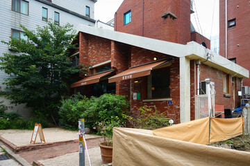 Various natural views of restaurant buildings interior and exterior in South Korea.