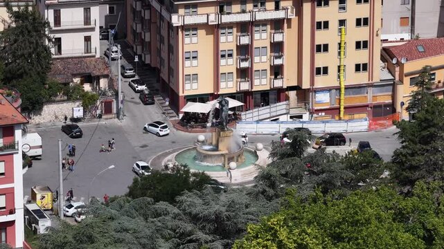La Fontana Luminosa, L'Aquila, Abruzzo, Italia.
Vista Aerea del centro de L'Aquila.
