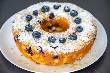 The best and most beautiful and tasty cake in the world prepared with natural yogurt, blueberries and lemon. The most perfect cake