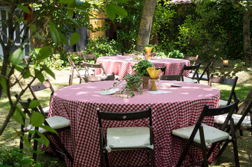 outdoor restaurant table