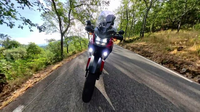 MOTO SUR ROUTE DU VAR 1