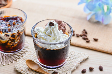 ホイップクリームのせコーヒーゼリー