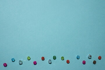 ビーズを使ったテンプレート　水色背景