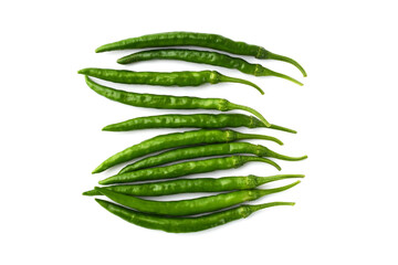 夏野菜　青唐辛子（青とうがらし, 青トウガラシ）白背景　コピースペースあり　Green chili peppers (green pepper,chile verde) white background, copy space available