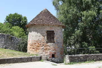 Bâtiment typique, vue de l'extérieur, village de Chanaz, département de la Savoie, France