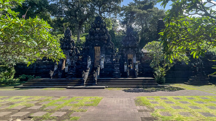 Hindu culture on display the the famous traditional Bat temple