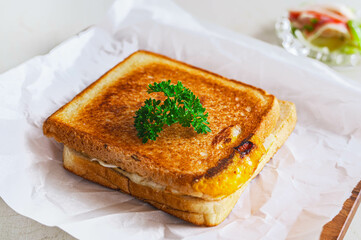 こんがり焼けたホットサンド