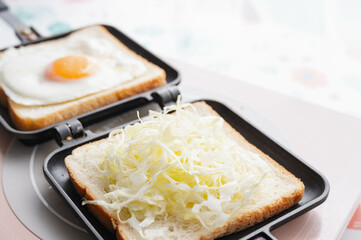 ホットサンド作り