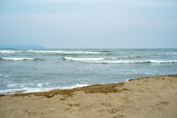 冬の日本海の波