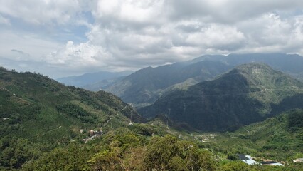 Fototapeta premium Aerial shot of natural mountain scenery in Yunlin, Taiwandefault