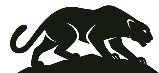 Obraz premium Crouching Panther Silhouette Poised on Elevated Rock