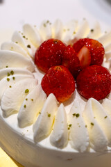 苺のホールケーキ