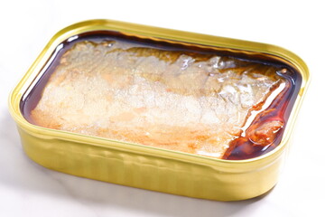 ぶりの照り焼き（魚の缶詰）
