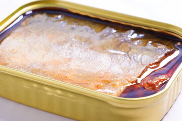 ぶりの照り焼き（魚の缶詰）
