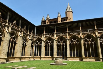 Le cloître gothique de la cathédrale Santa Maria La Real de Pampelune