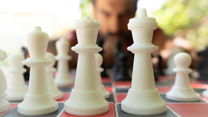 English: Mental Combat in a Natural Setting: Outdoor Chess