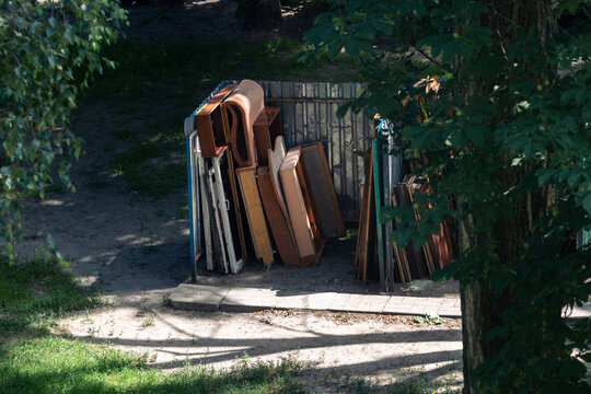 Place for throwing out bulky waste