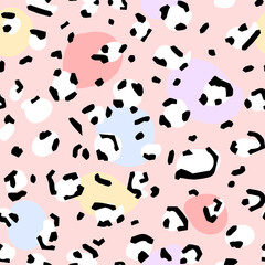 Leopard print design seamless pattern print design. Vector illustration design for fashion fabrics, textile graphics, and prints.	
