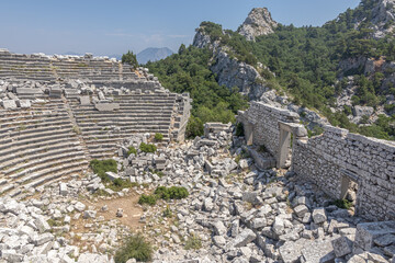 The amphitheater was built in the II century BC according to the classical Roman principle....
