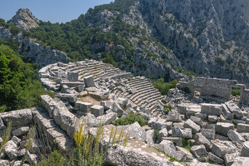 The amphitheater was built in the II century BC according to the classical Roman principle....