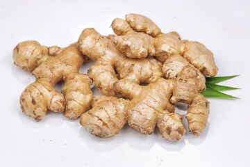 Jahe. Ginger isolated with white background