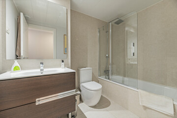 Today, modern bathroom furnishings have radically transformed the way we conceive and use this space