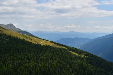 Schöne Landschaft im Ultental in Südtirol 