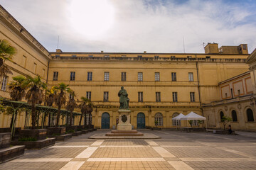 La cour du Musée Fesch à Ajaccio en Corse en France