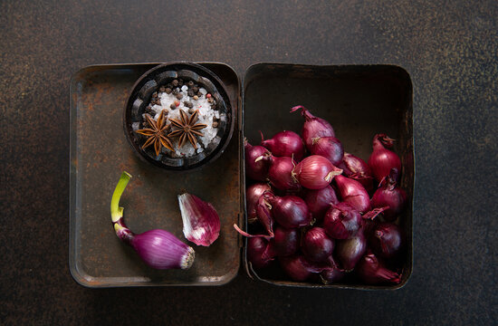 Pearl onion, Salt & Pepper 