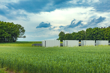 solarfield with battery storage