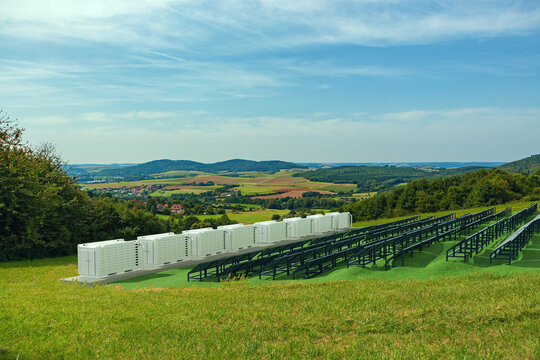 solarfield with battery storage