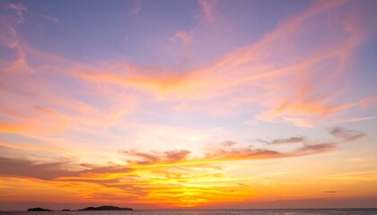 Obraz premium Blurry sunset over the ocean