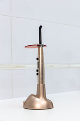 Innovative Dental Curing Light Designed for Efficient and Precise Polymerization of Dental Materials in Professional Oral Care Settings