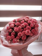 huge beautiful chic bouquet of bush roses