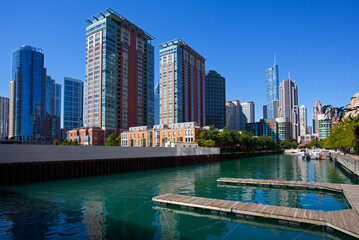 Skyline of apartments and the city centre of Chicago from the Chicago River