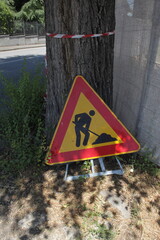 segnale di lavori in corso