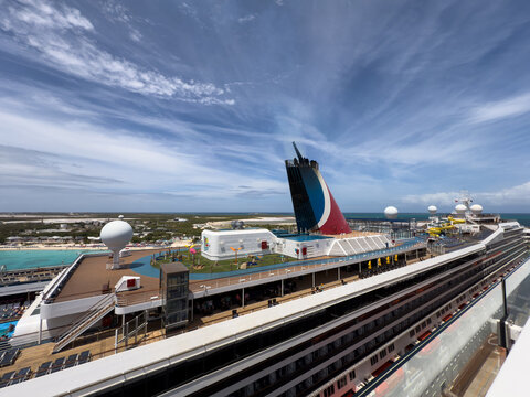 Wide View of the Burnt Whale Tail Funnel of the Carnival Freedom Docked in Grand Turk. The funnel Caught Fire in 2022.