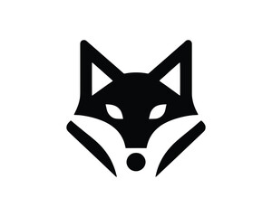 Fototapeta premium Minimalist geometric fox head vector illustration