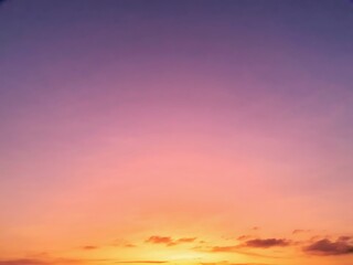 Obraz premium Colorful Sunset Sky with Soft Gradient Light