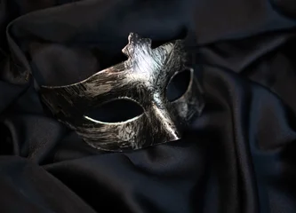 Fototapete Rund Karneval Carnival masquerade man mask, mysterious accessory for a party  © Elina Leonova