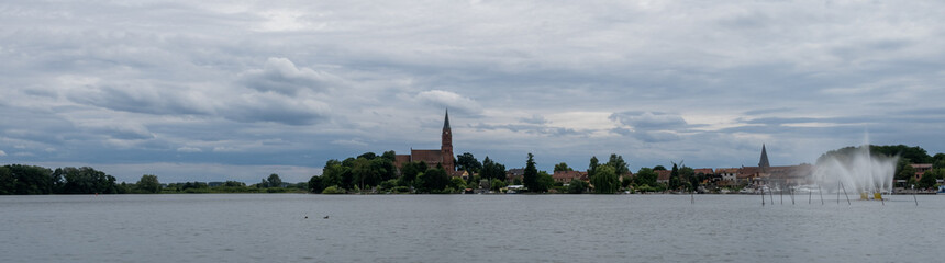 Waren