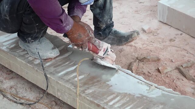 Stone cutting work by workers for making pillars, Stone Art work in Rajasthan (India) 