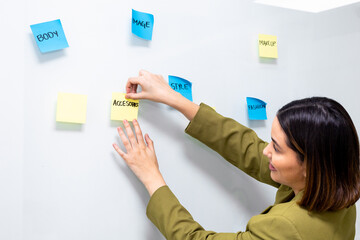 Professional image consulting strategy session in progress