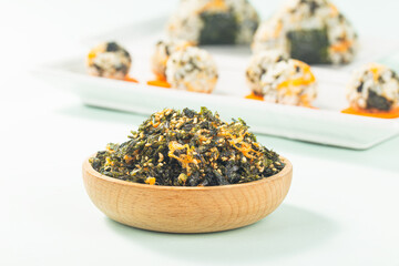 A plate of pork floss and seaweed