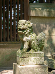 伊居太神社の境内社「猪名津彦社」の狛犬