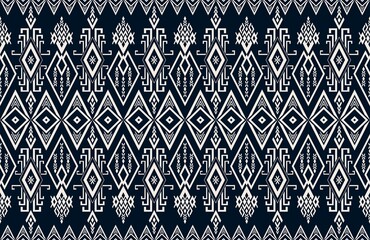 seamless geometric pattern, African pattern, tribal, ethnic pattern, traditional design, Sarong motif, fabric pattern, wallpaper, background, Oriental textile
