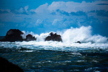 2024 03 21 Essaouira beach rocks and waves 27
