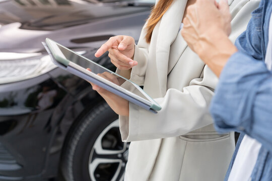 lease, rental car, sell, buy.seller explain contract for new owner to sign. Sales, loan credit financial, rent vehicle, insurance, renting, Seller, dealer, installment, car care business.
